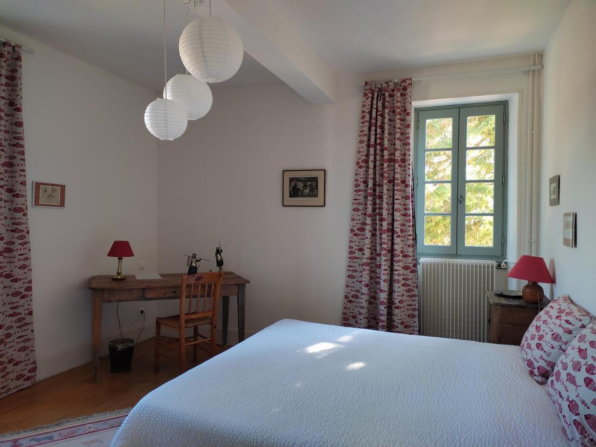 Le Logis Du Pradet Bed & Breakfast Moncrabeau ภายนอก รูปภาพ